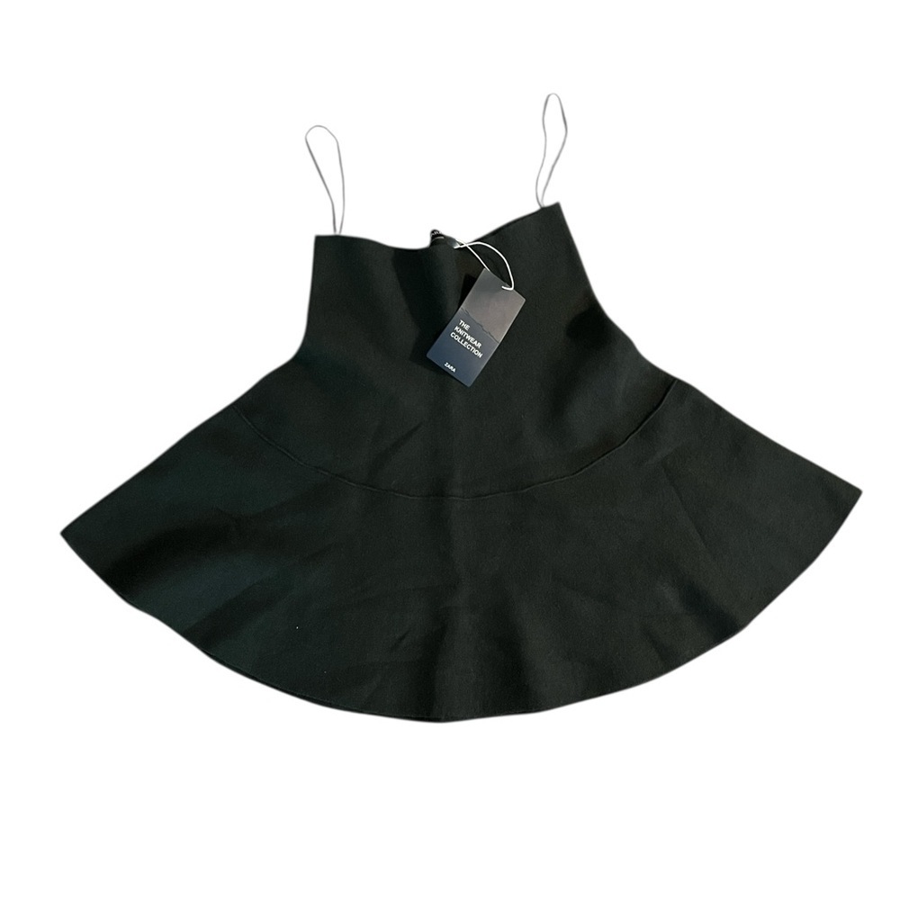 NWT Zara Dark Green Knit Mini Skirt Size Medium
